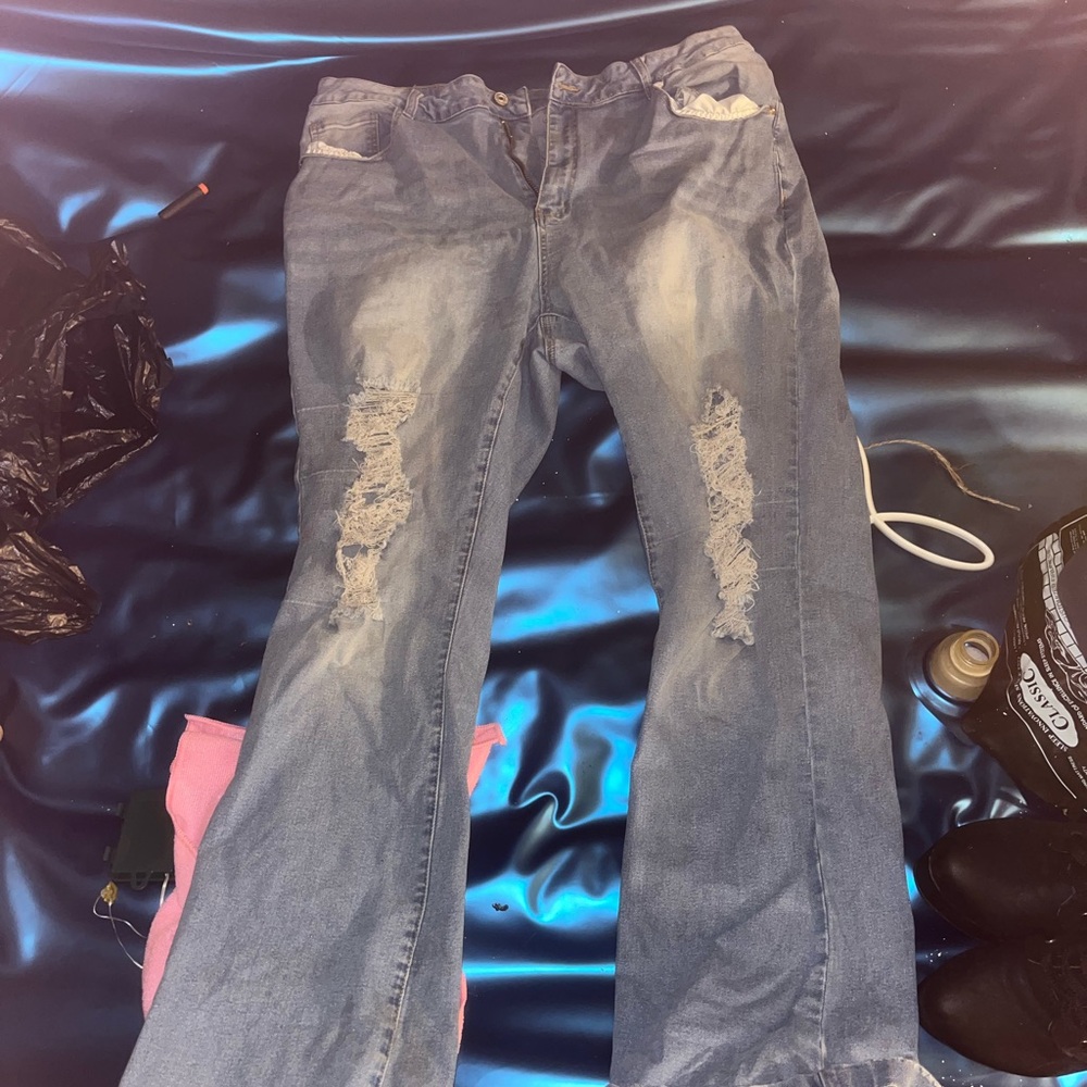 Plus size ripped jeans